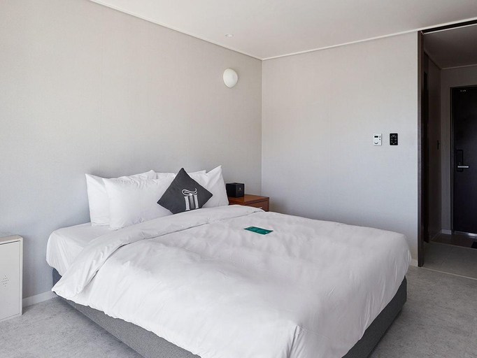 Bedroom 3, Namhae Sportspark Hotel, Namhae