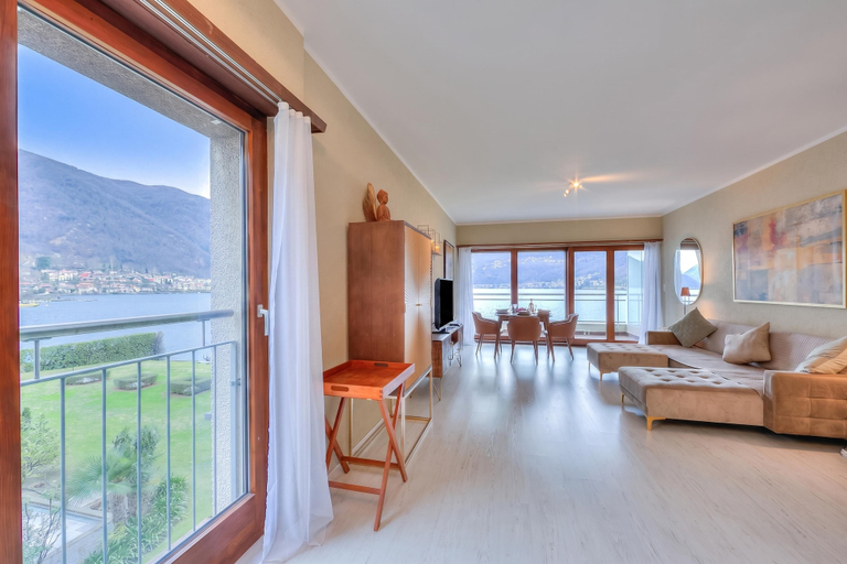 View from room, Emotion Lake Lugano With Direct Lake Access and Shared Pool, Mendrisio