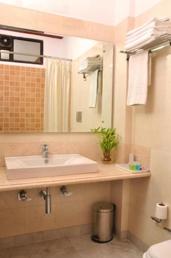 Bathroom 2, HOTEL CITI INTERNATIONAL, Delhi