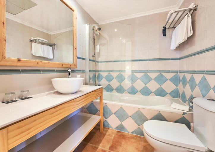 Bathroom 4, Insotel Cala Mandia Resort, Baleares