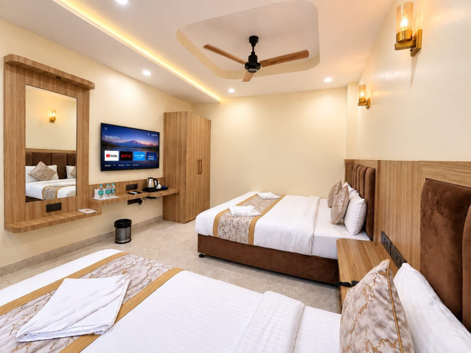 Bedroom 3, Hotel Om Villa, Varanasi