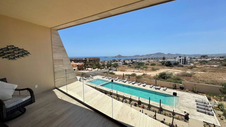 Pool 4, Charming Coastal Resort With Ocean Views, Pool, Gym and Shared Amenities, La Paz