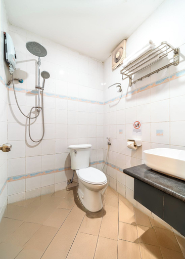 Bathroom 4, Mali Namphu Hotel, Vientiane
