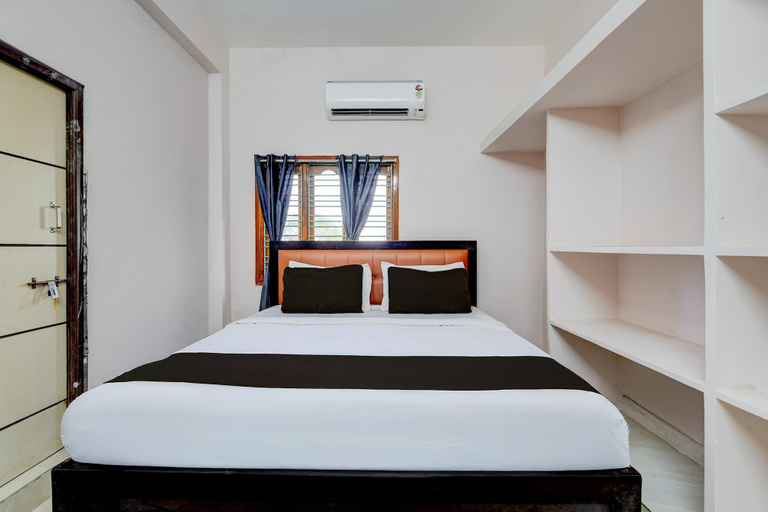 Room 4, Hotel O Tirupati Ring Road Stay, Chittoor