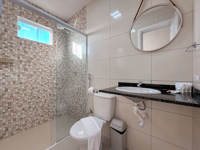 Bathroom 4, Your Home - Studios Boutique Hotel, São Luis