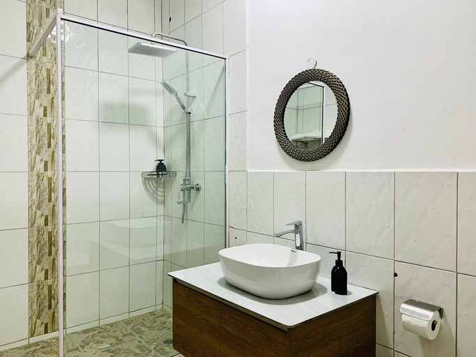 Bathroom 4, Divine Heights Bed & B Area 43 Lilongwe, Lilongwe City