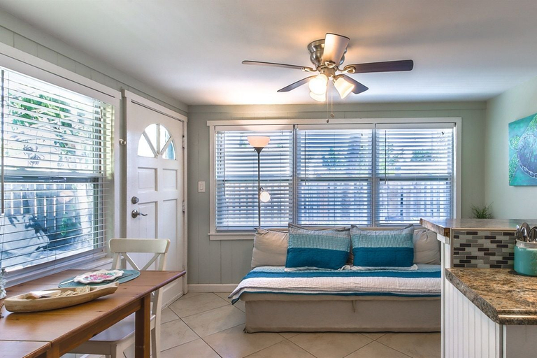 Living area 3, Southern PAG Beach House Bungalows, Pinellas