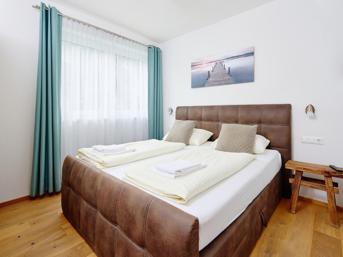 Bedroom 2, Apartment in Neukirchen by Wildkogelbahn, Zell am See