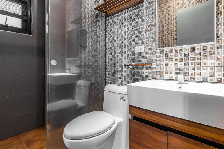 Bathroom 2, Penghu ChenHsin B&B, Penghu