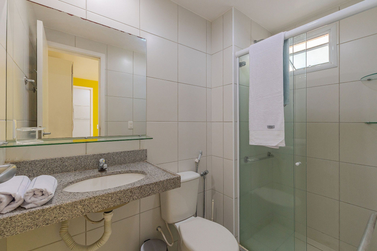 Bathroom 4, Costa Blanca #304 - Beachfront Apto by Carpediem, Aquiraz