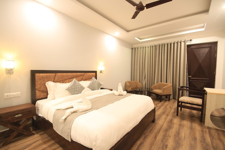 Bedroom 3, Parwati Retreat, Almora