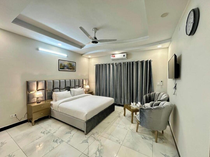 Bedroom 5, Gulshan Family Guest House, Karachi