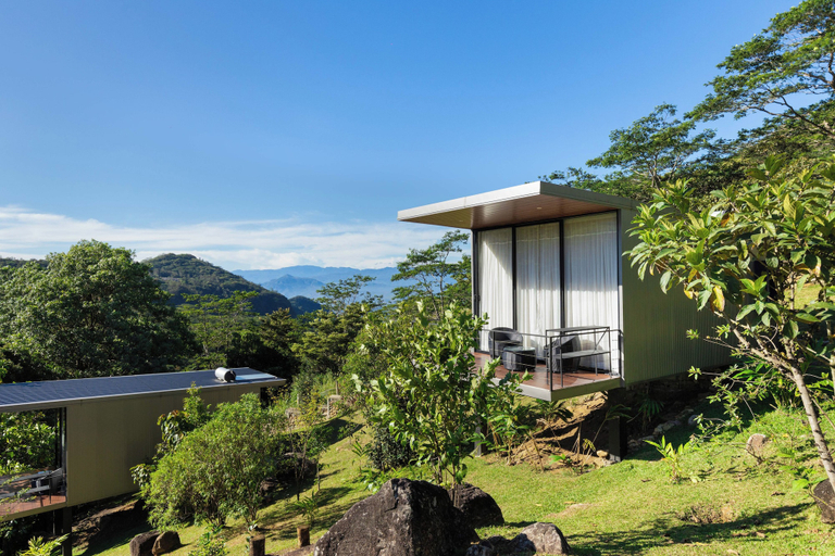 Exterior & Views 2, Ferndale Retreat, Medadumbara