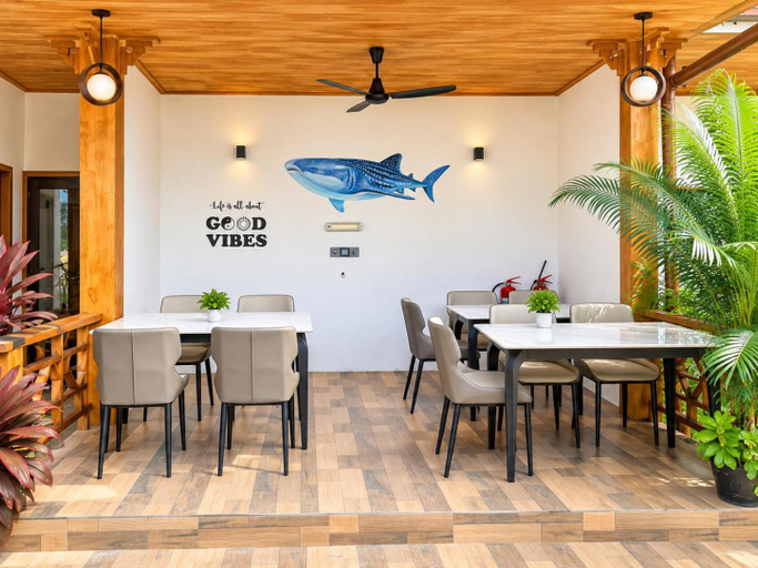 Food & Drinks 4, Tropico villa, North Ari Atoll
