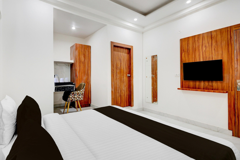Room 4, Townhouse Sarai Metro Station Formerly Palla, Faridabad