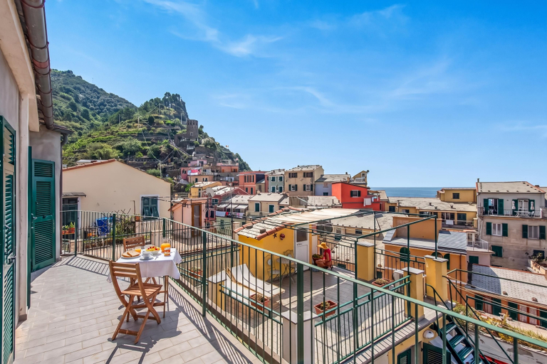 Terrace/patio, High Roof Apartment, La Spezia