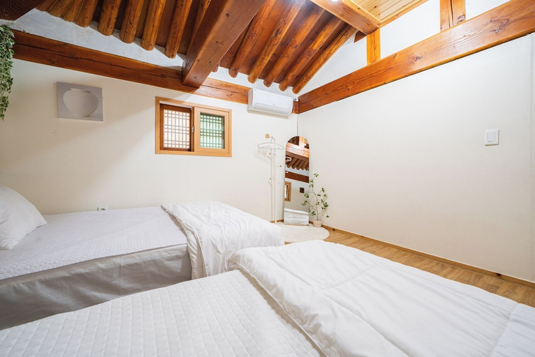 Bedroom 3, Gyeongju West Namsan Hanok Pension, Gyeongju