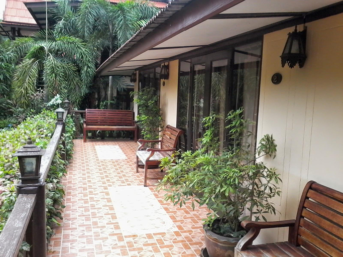 Others 5, Khetwarin Resort, Amphawa