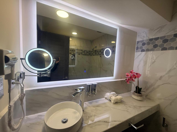 Bathroom 2, Hotel Mission Space 360, Benito Juárez