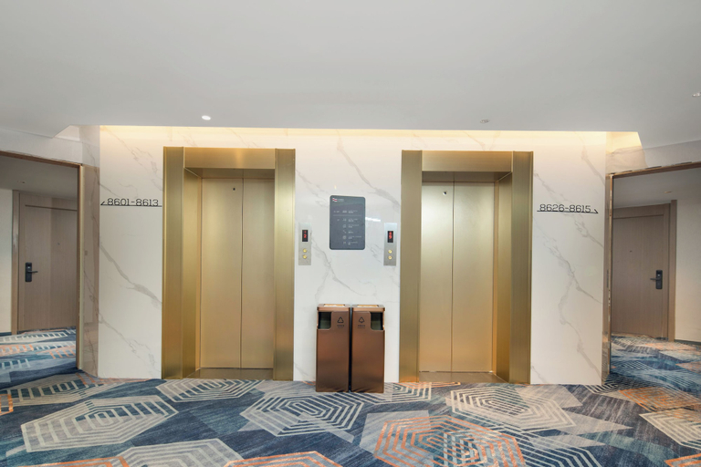 Elevator, YizhiHotelGuangzhouXilangMetro, Guangzhou