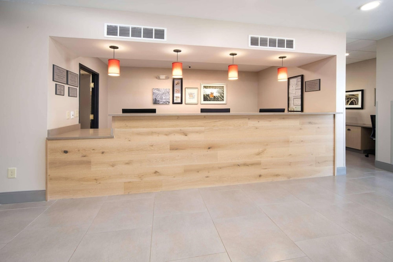 Public Area 2, Country Inn & Suites by Radisson, Stone Mountain, GA, Gwinnett