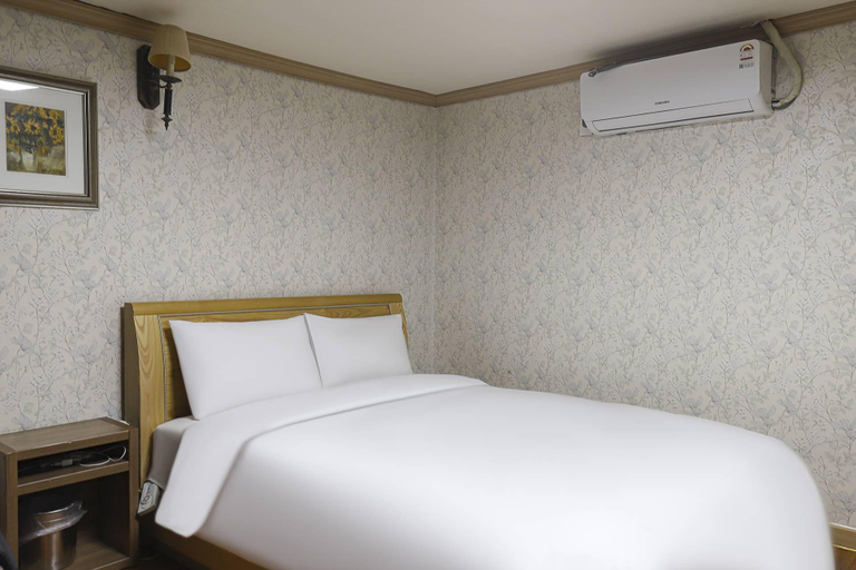 Bedroom 4, Daejeon Wolpyeong Honey, Yuseong
