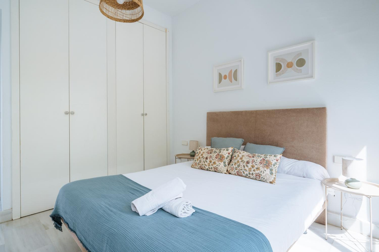 Bedroom 2, Aticos Magdalena, Sevilla