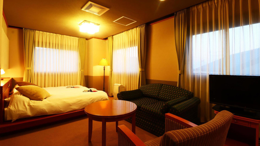 Bedroom 3, Yuzuru, Sōma