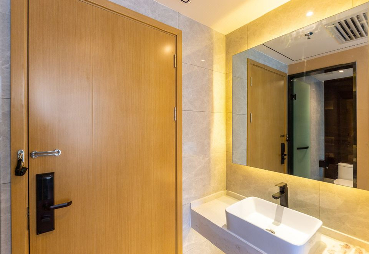 Bathroom 3, IU Hotel (Lanzhou Xiguan Cross Subway Station Store), Lanzhou