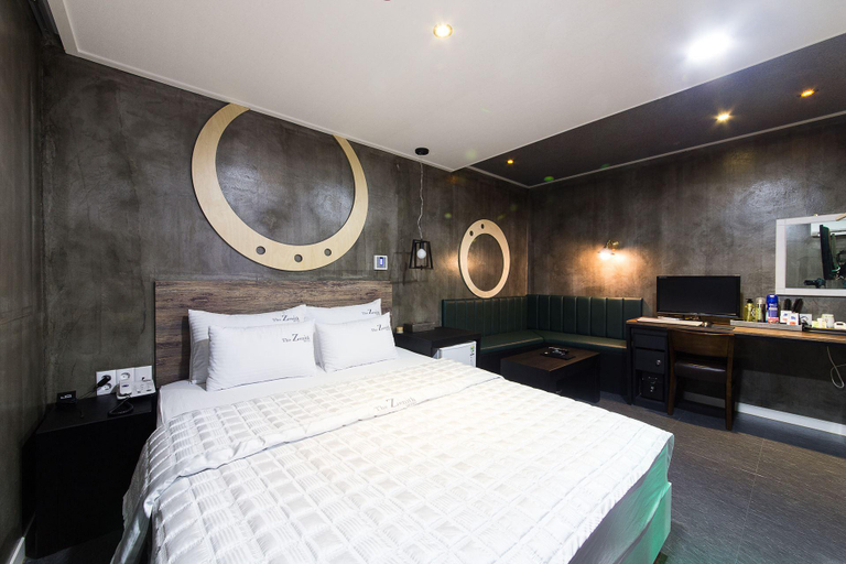 Bedroom 3, Busan Jaesong-dong Zenith, Haeundae