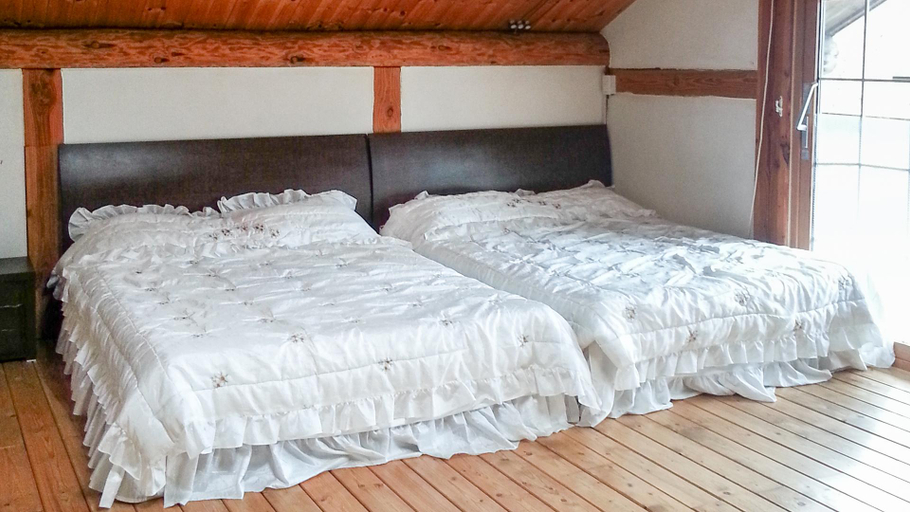 Bedroom, Yangpyeong Log Camp Pension, Yangpyeong