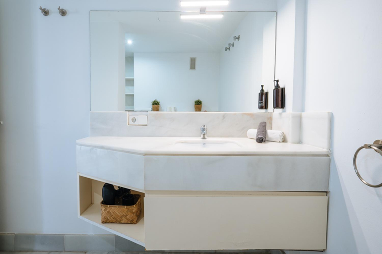 Bathroom 3, Aticos Magdalena, Sevilla