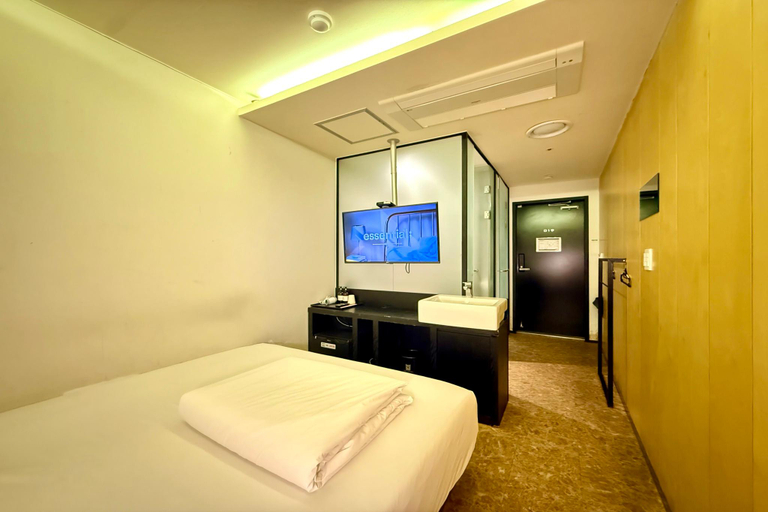 Bedroom 3, Nampo Mini Hotel May, Jung