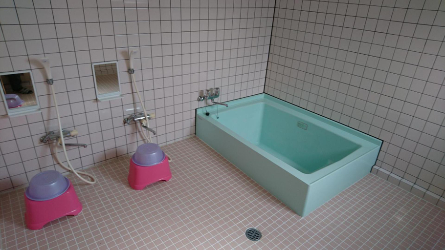Bathroom 3, Fukurou, Kushimoto