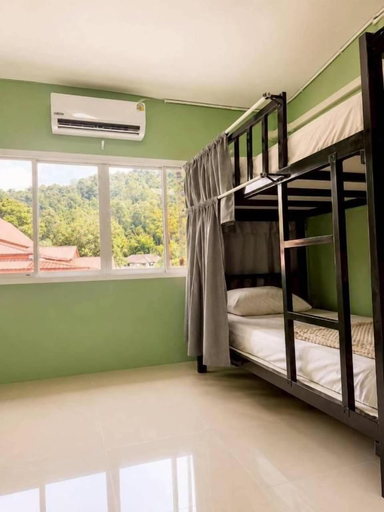 Room 5, Hello Bella khaosok hostel, Phanom