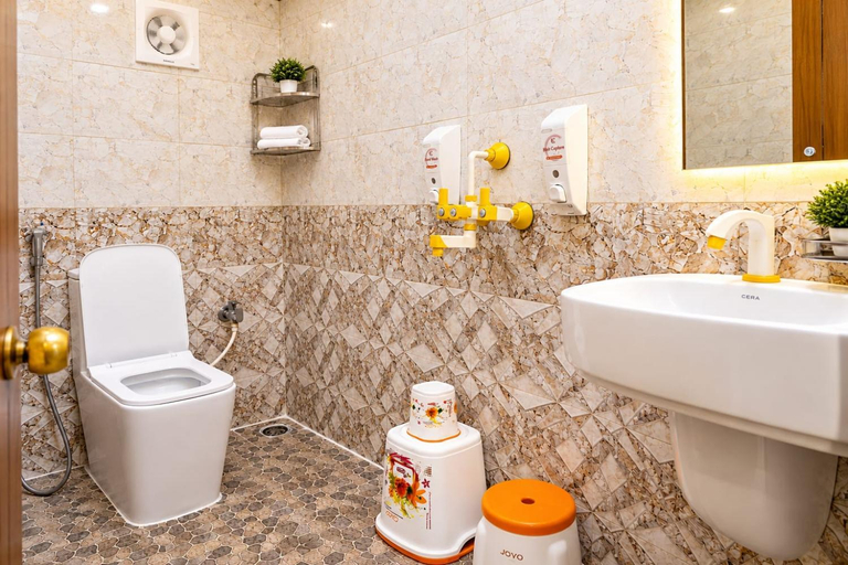 Bathroom 3, Hotel comfort & Terrace Lounge Deoghar, Deoghar