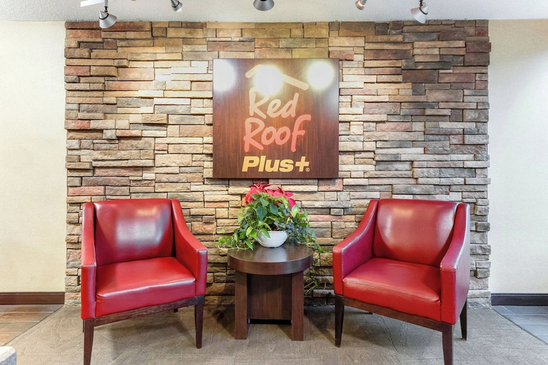 Public Area, Red Roof Inn PLUS+ Mt Pleasant - Patriots Point, Charleston