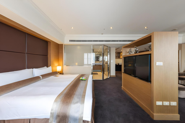 Bedroom 3, Taipei Garden Hotel, Taipei City