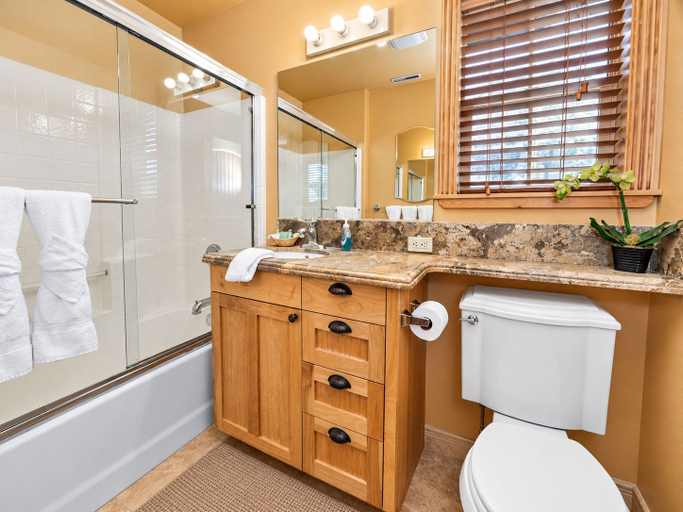 Bathroom 3, Casa Bella, San Bernardino