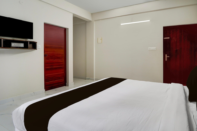 Room 5, Collection O Aluva Kinfra Hi-tech Park, Ernakulam