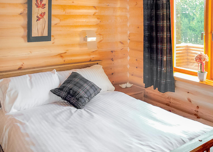 Bedroom 2, Beech Hedge, Perthshire and Kinross