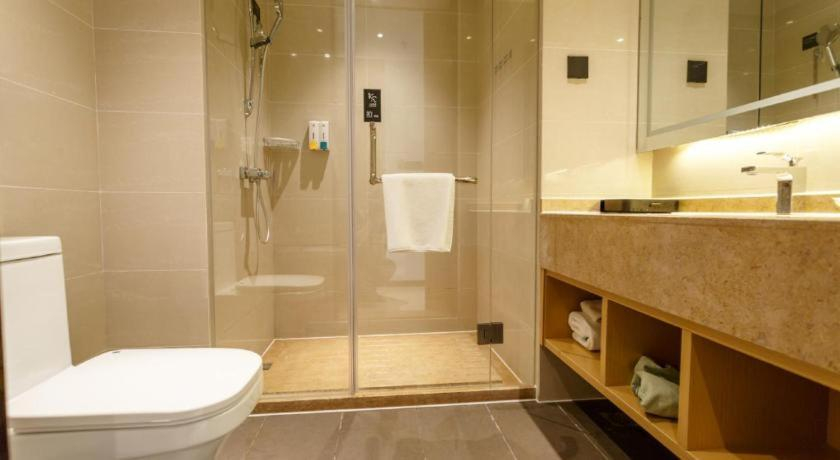 Bathroom 3, City Comfort Inn Baise Jinxiuguoji, Baise