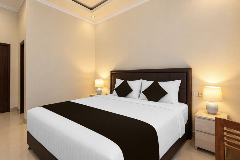Room 4, Townhouse Oak Hotel Grand Puri, Klungkung