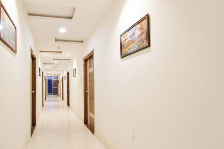 Interior 3, Super Townhouse Raniganj, Hyderabad