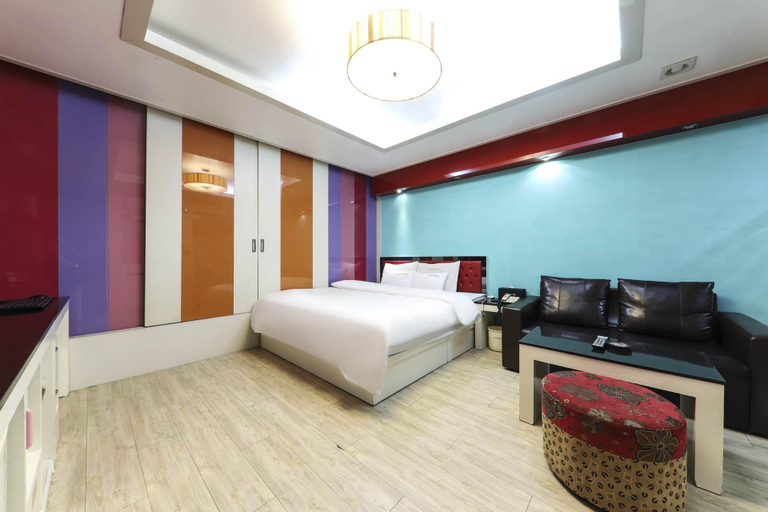 Bedroom 3, Yangsan Seoksan No, Yangsan