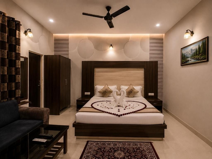Room 3, Hotel Green Garden, Ludhiana