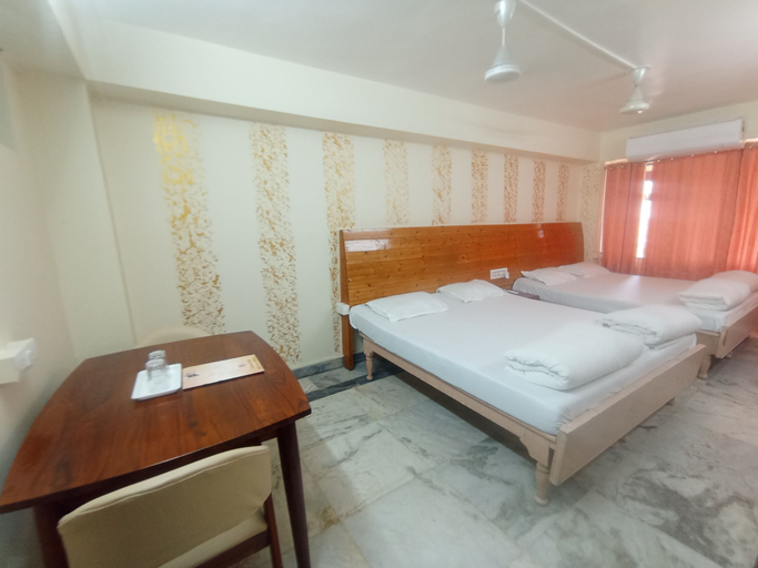 Room 3, Hotel Mahaveer International, Nagaur