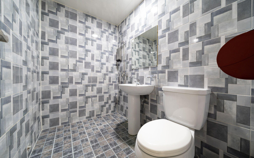 Bathroom, Incheon Beach, Jung
