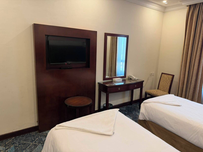 Bedroom 2, Park Royal Hotel, Makkah