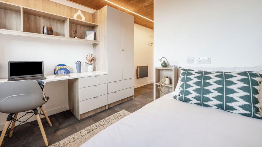 Room 5, Student Only The Gillows, Lancashire
